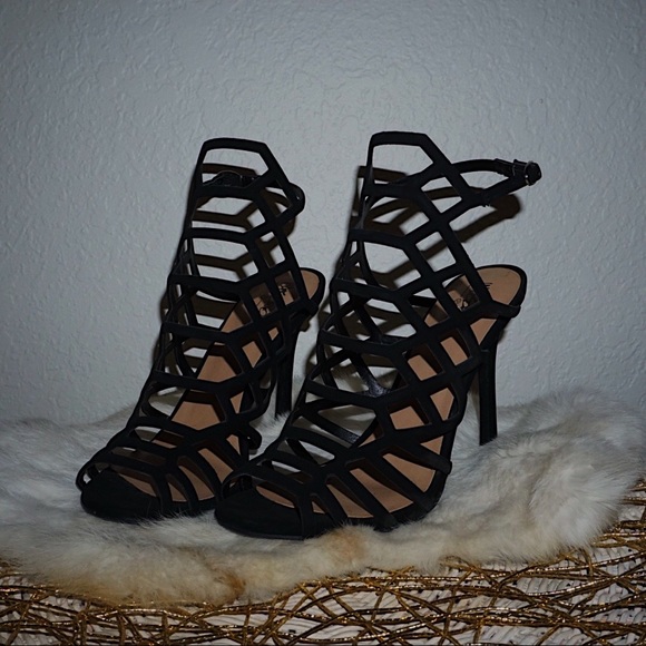 Honeycomb Heels 🐝 - Picture 2 of 3